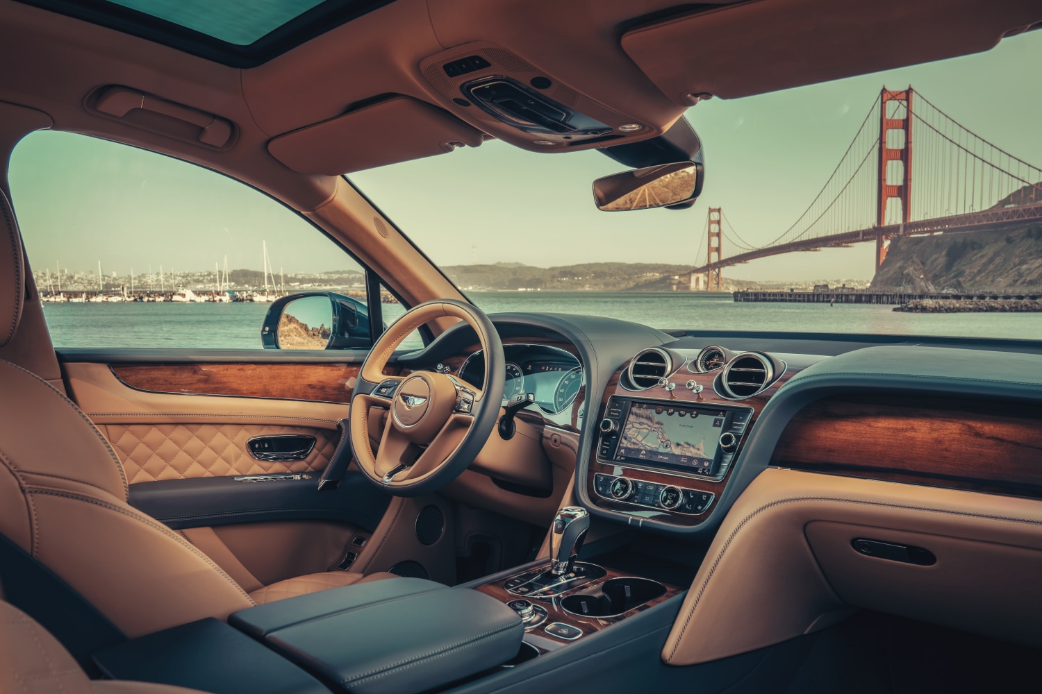 Bentley Bentayga Hybrid Interior